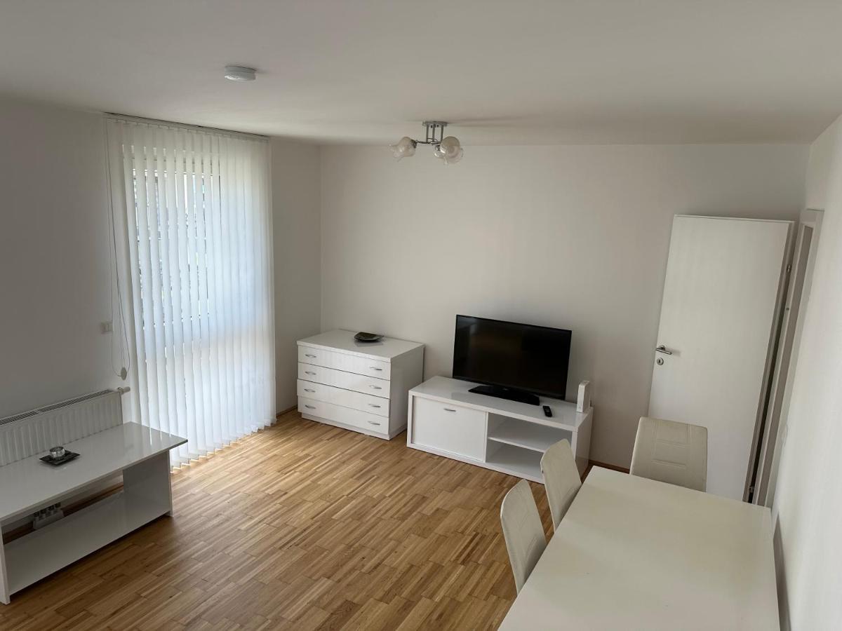 Hauptbahnhof Ferienwohnung Am Park Wiedeń Zewnętrze zdjęcie