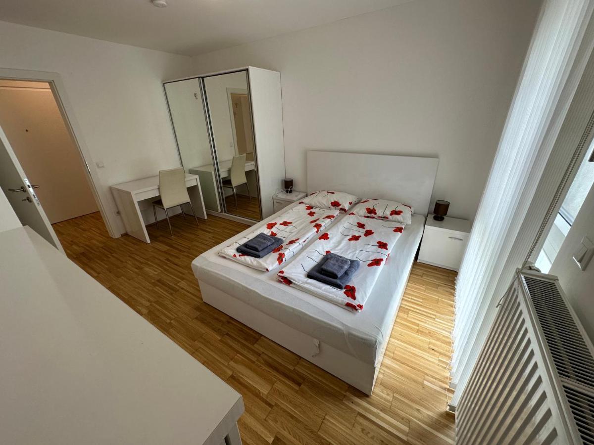 Hauptbahnhof Ferienwohnung Am Park Wiedeń Zewnętrze zdjęcie