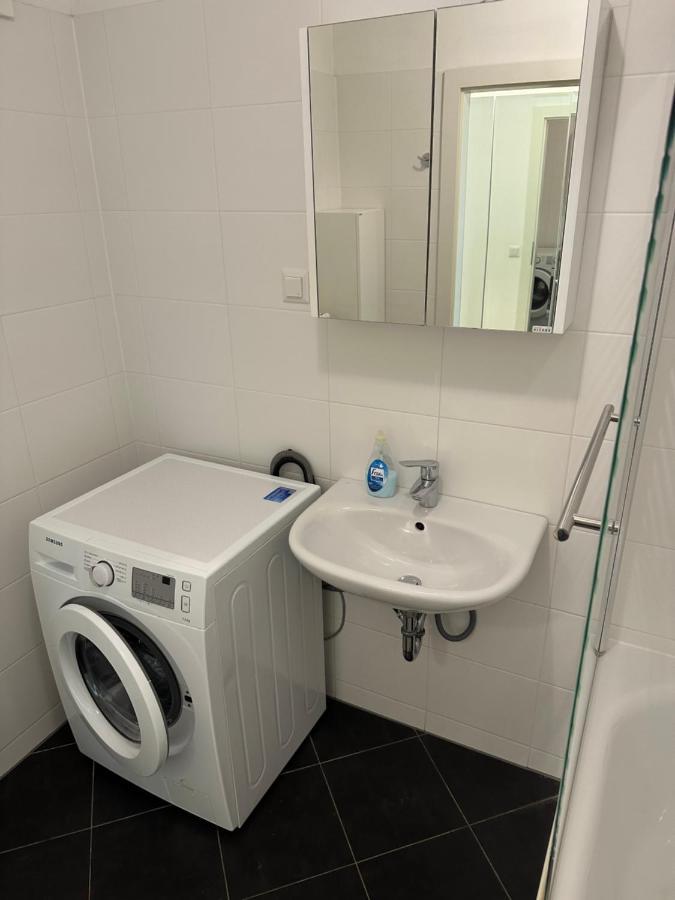 Hauptbahnhof Ferienwohnung Am Park Wiedeń Zewnętrze zdjęcie