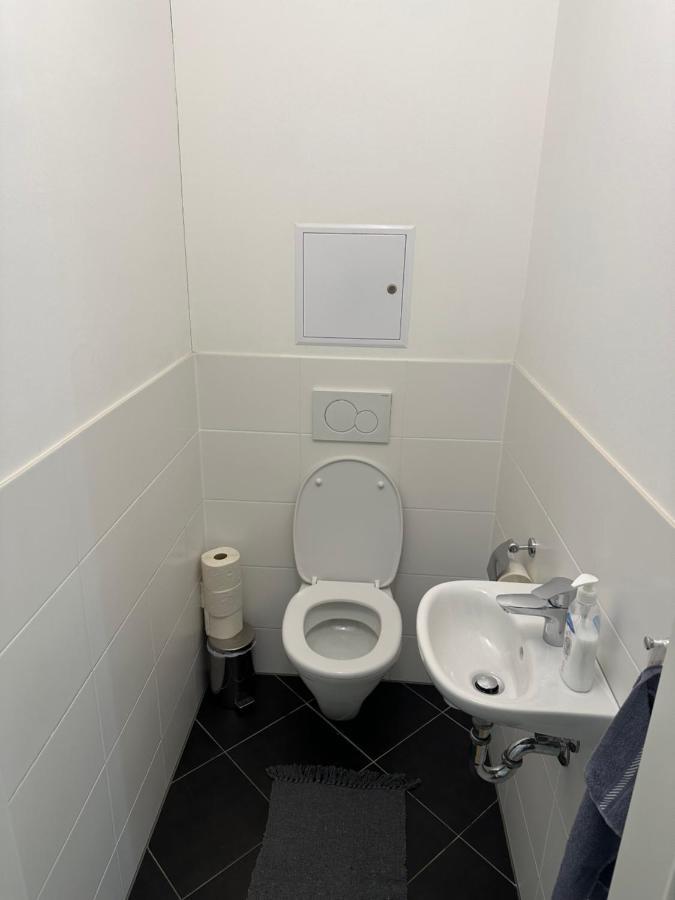Hauptbahnhof Ferienwohnung Am Park Wiedeń Zewnętrze zdjęcie